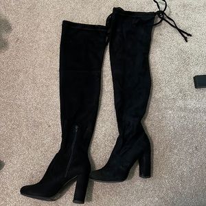 Thigh-high suede boot size EU 37